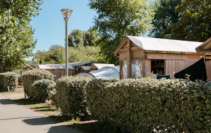 Flower Camping Le Bois d'Amour