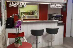 Flower Camping Le Bois Fleuri - Bar und Restaurant vom Campingplatz