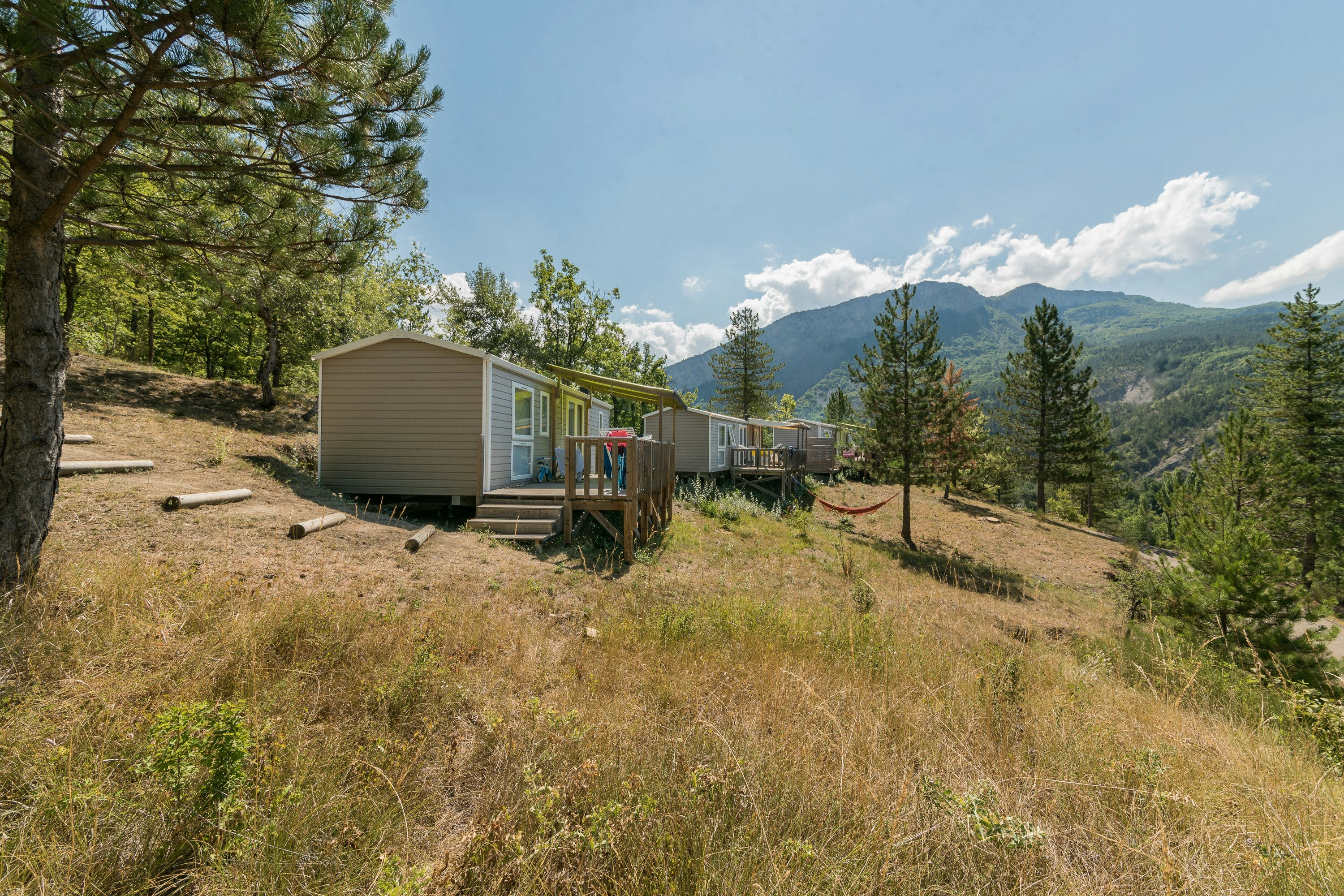 Flower Camping Le Clot du Jay  - Mobilheime auf dem Campingplatz
