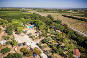 Flower Camping Le Mas de Mourgues - Campingplatz aus der Vogelperspektive