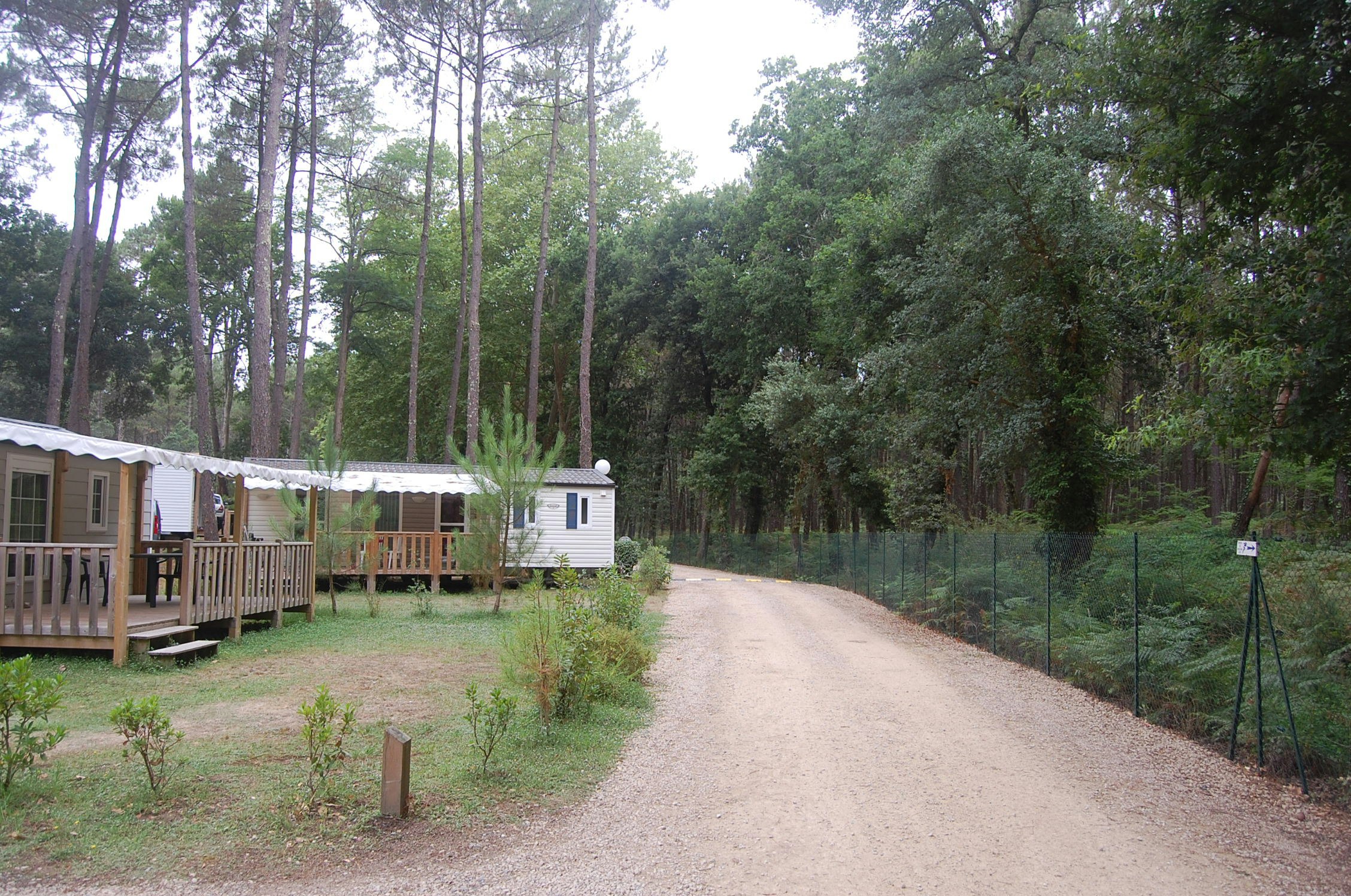 Flower Camping les deux Etangs - Mobilheime am Waldrand