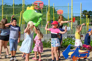 Flower Camping Cap Finistère Flower Camping Les Genêts - Kinderanimation auf dem Campingplatz