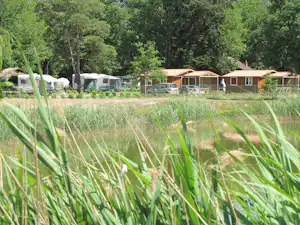 Flower Camping Les Étangs - Mobilheime auf dem Campingplatz