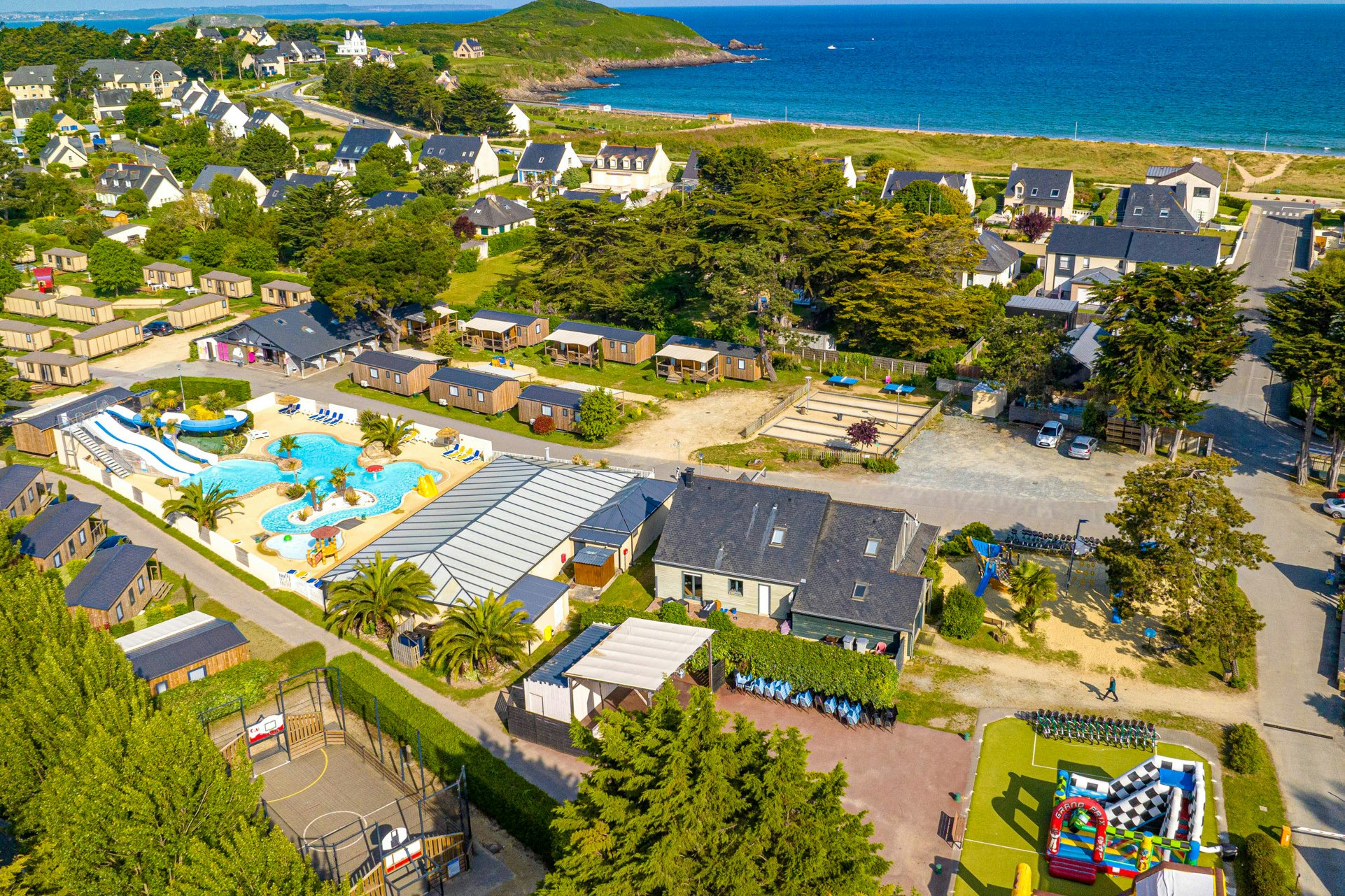 Clicochic Camping Longchamp  - Luftaufnahme des Campingplatzes