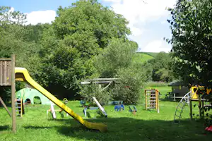 Freizeit-Camping Lain am See - Kinderspielplatz mit Rutsche