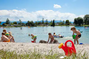 Freizeitcenter Oberrhein - Kinderstrand auf dem Campingplatz