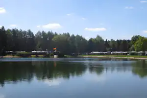 Freizeithof Imbrock - Blick vom See auf den Campingplatz