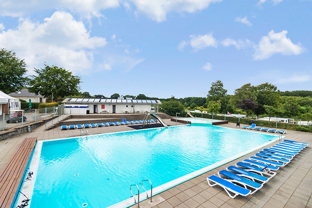 First Camp Frigård - Flensborg Fjord - Freibad auf dem Campingplatz