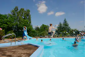 Fårup Sø Camping - Pool auf dem Campingplatz