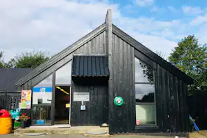 Fårup Sø Camping - Rezeptionsgebäude