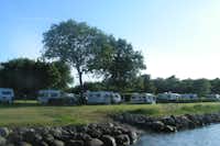 Frydenstrand Camping Mou - Wohnmobil- und  Wohnwagenstellplätze - direkt am Ufer