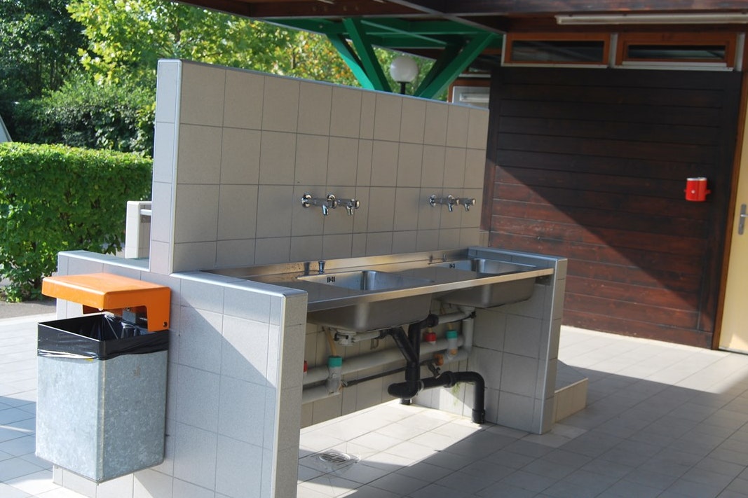 Geneva City Camping -  Sanitärbereich auf dem Campingplatz
