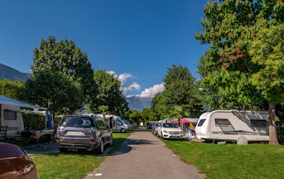 Luxury Camping Schlosshof Resort