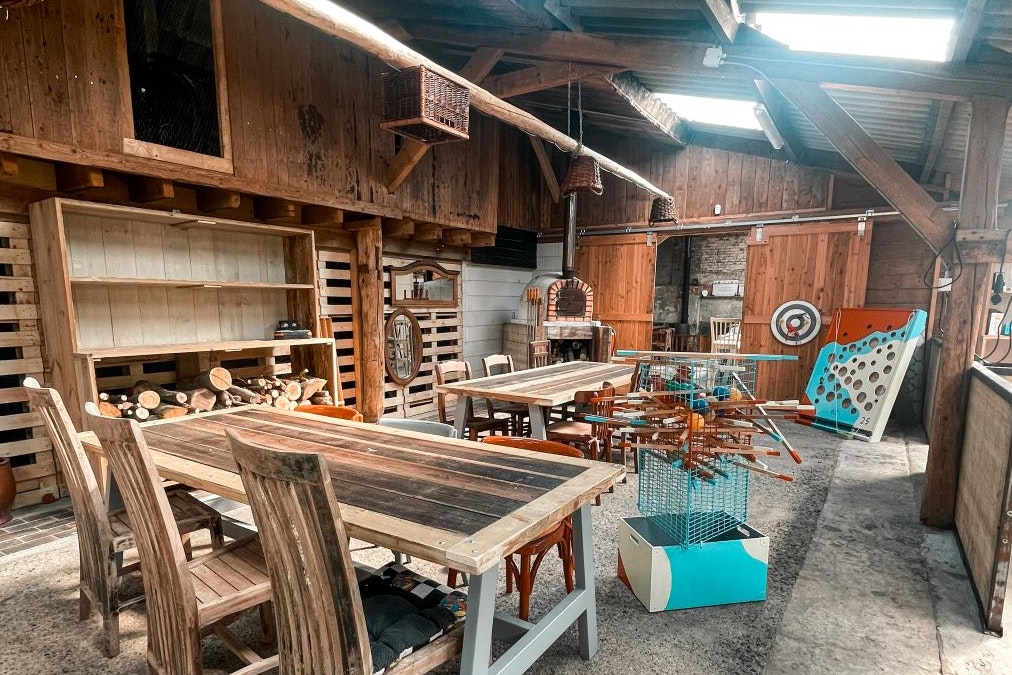 Glamping de Bosweide - Aufenthaltsraum auf dem Campingplatz