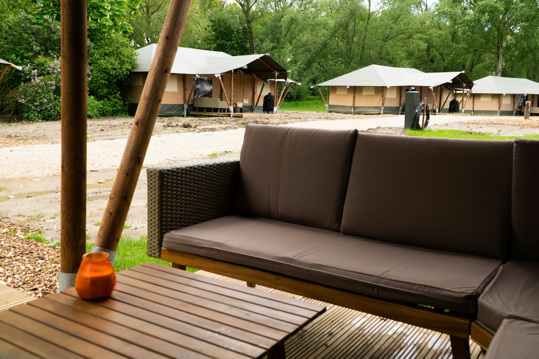 Glamping De Oever - Terrasse eines Glamping-Zeltes