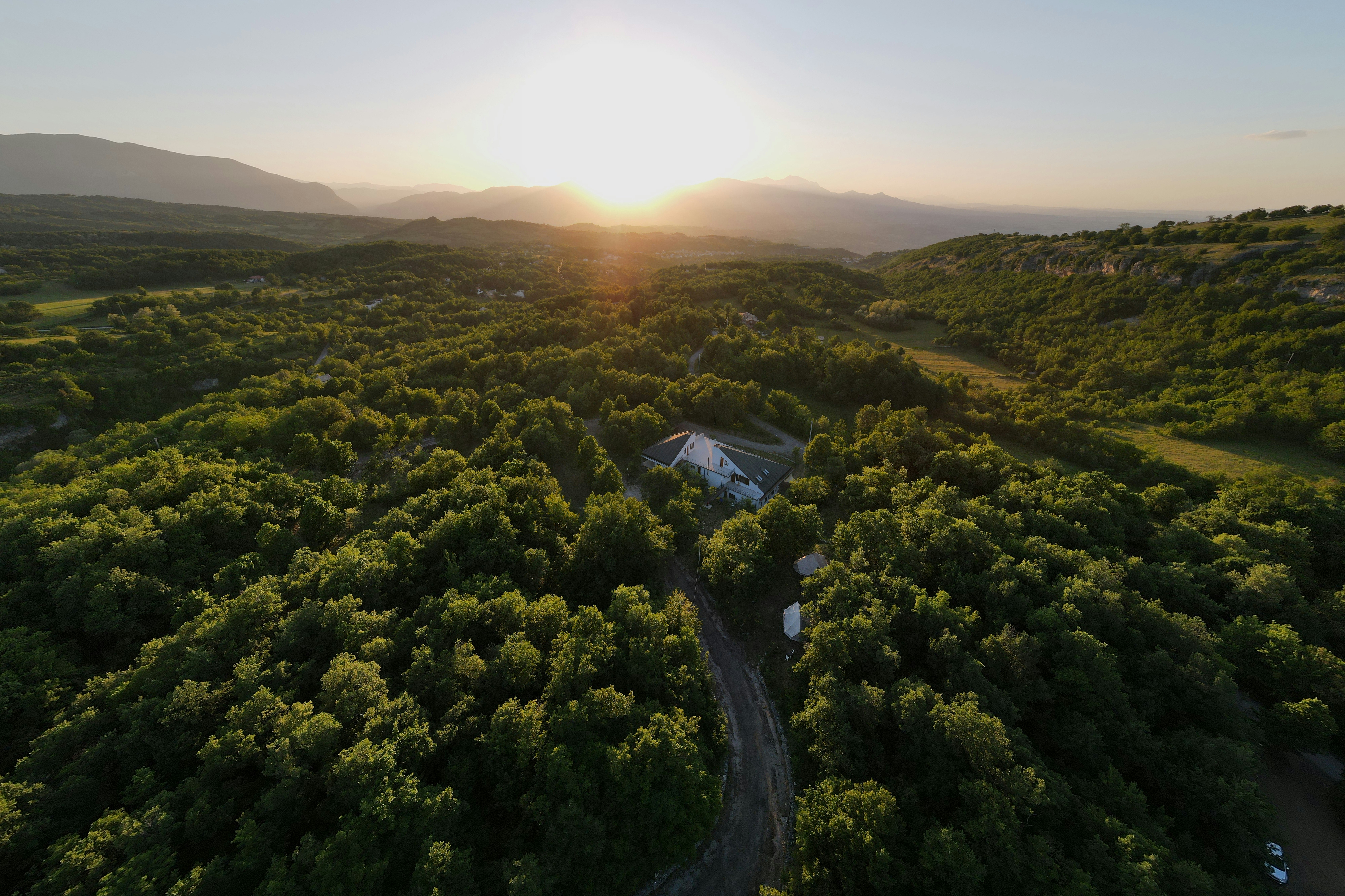 Glamping Dimore Montane - Blick auf den Campingplatz aus der Vogelperspektive