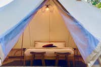 Glamping Dimore Montane - Glamping-Zelt mit Doppelbett auf dem Campingplatz