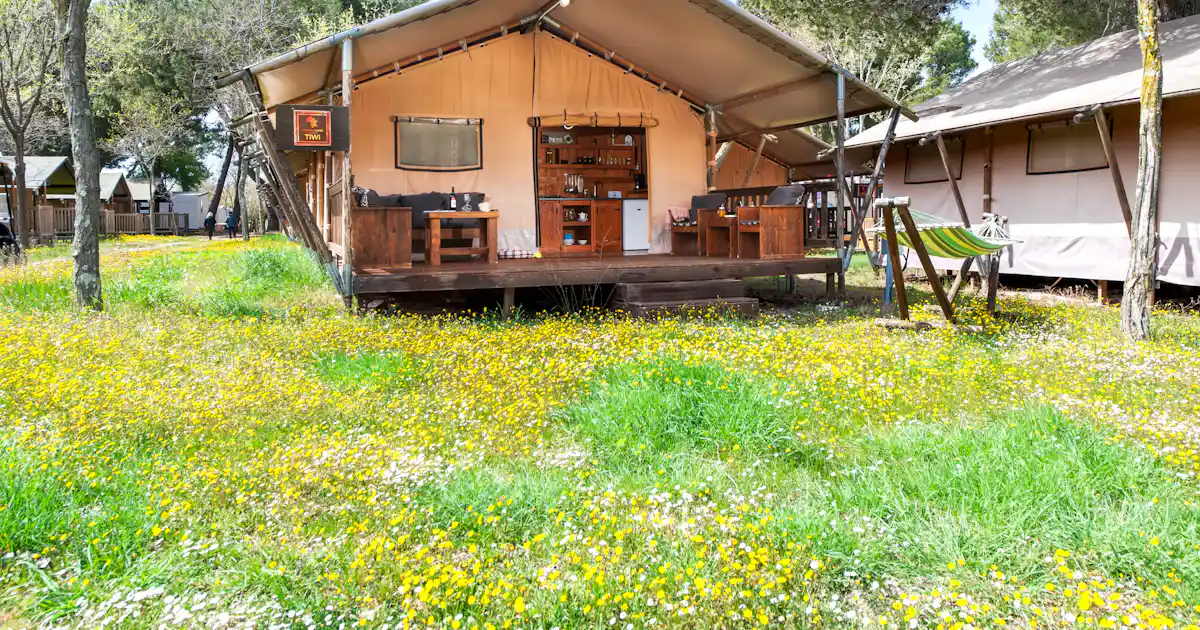 Glamping Lavanda@Camping Bi Village