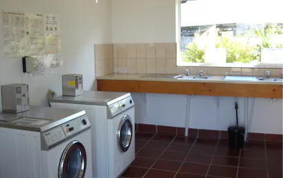 Glenross Caravan and Camping Park