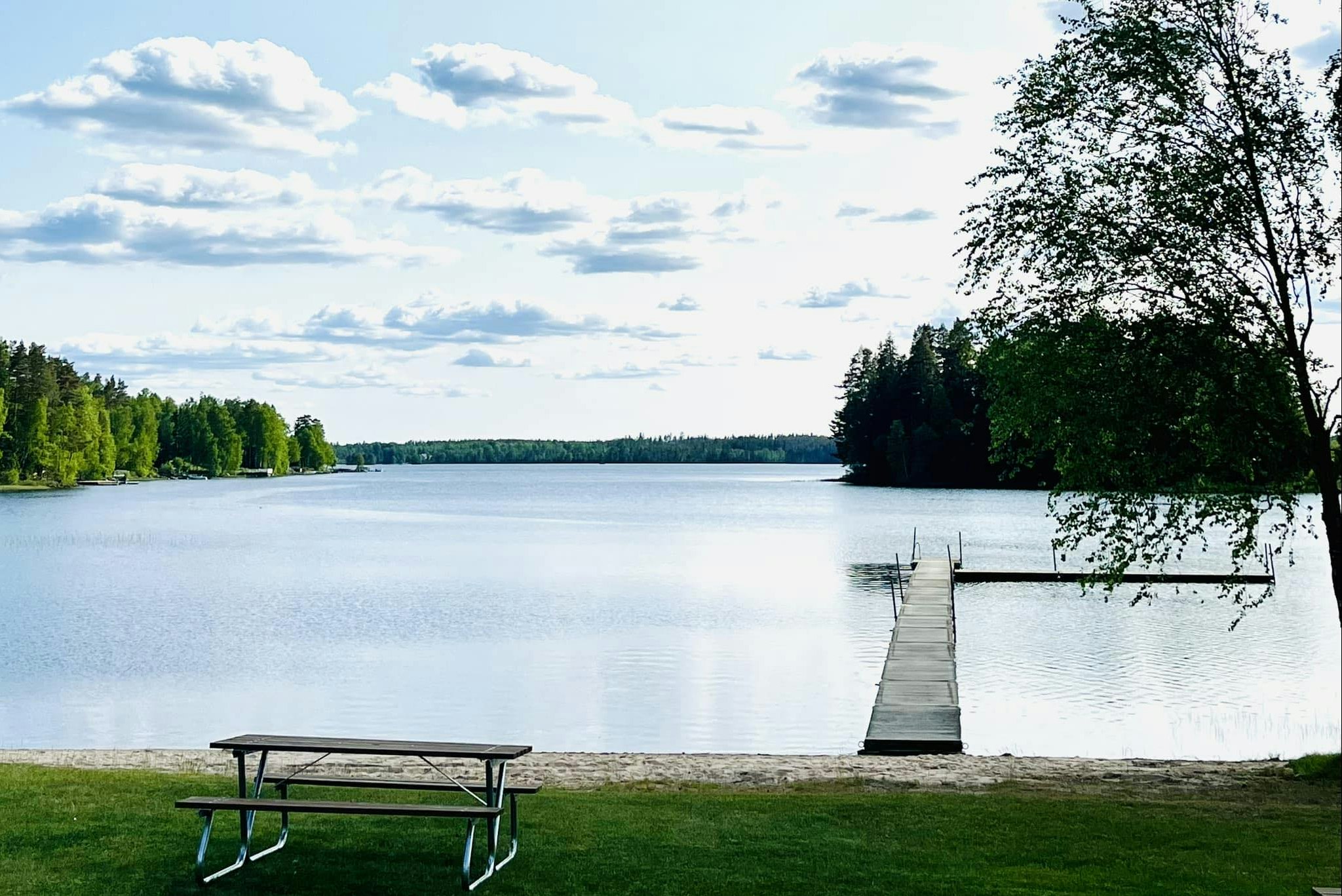 Gnosjö Strand - Blick auf den See am Campingplatz