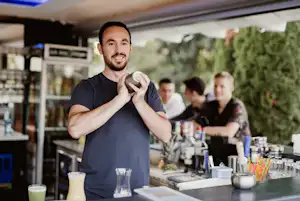 Dreiländer-Camping & Freizeitpark Gugel - Poolbar auf dem Campingplatz