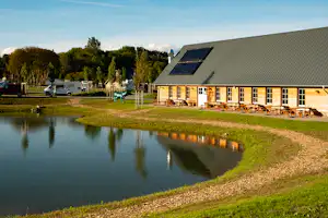 Gut Damp Dorotheenpark - Teich auf dem Campingplatz