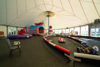 Hegi Familien Camping - Indoor Spielplatz -Kartbahn