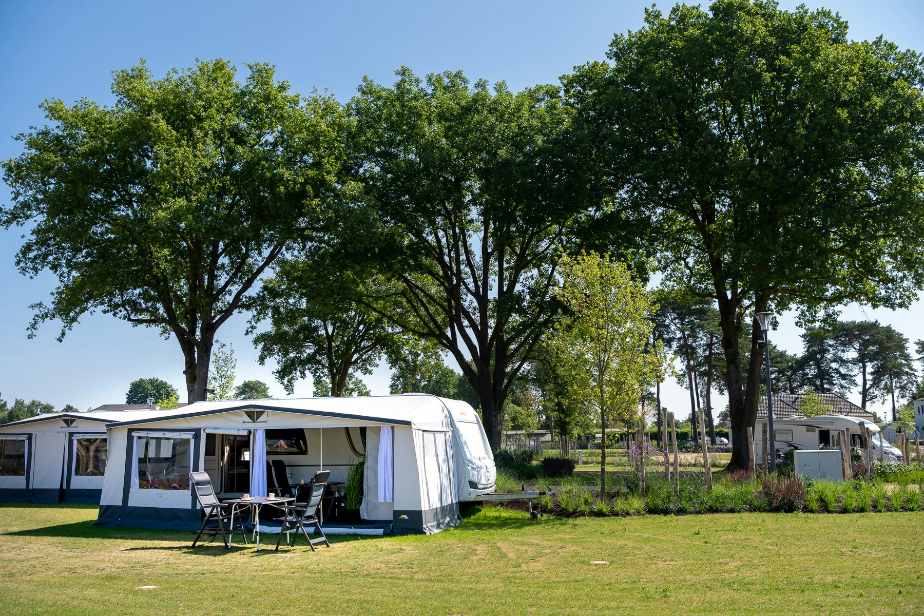 Heidecamp Brüggen - Standplätze im Grünen auf dem Campingplatz