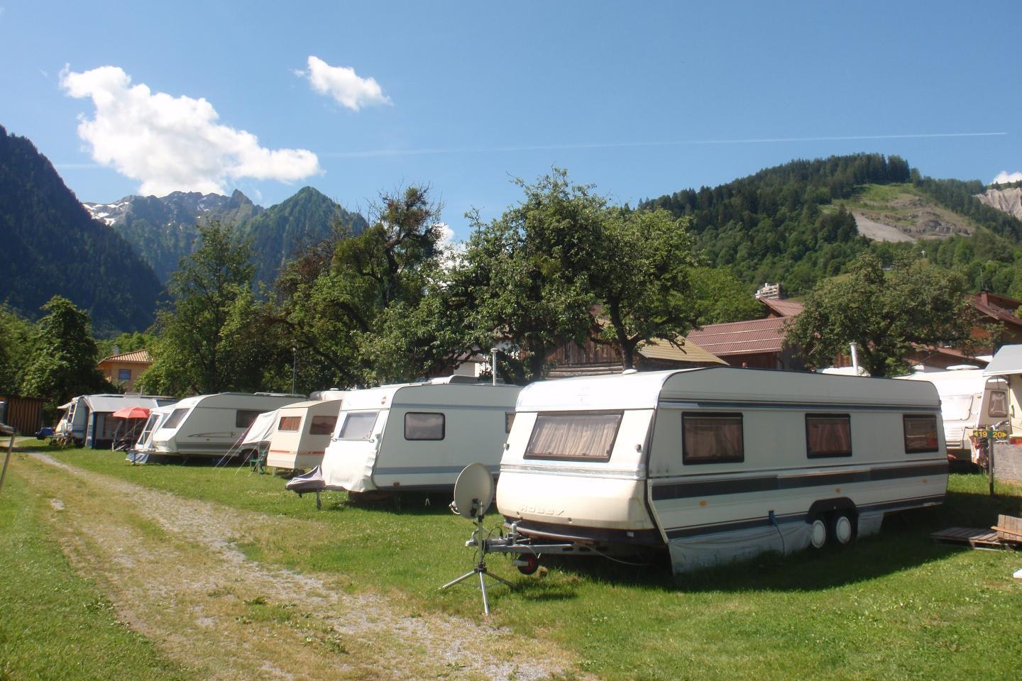 Heidis Camping - Standplätze im Grünen auf dem Campingplatz