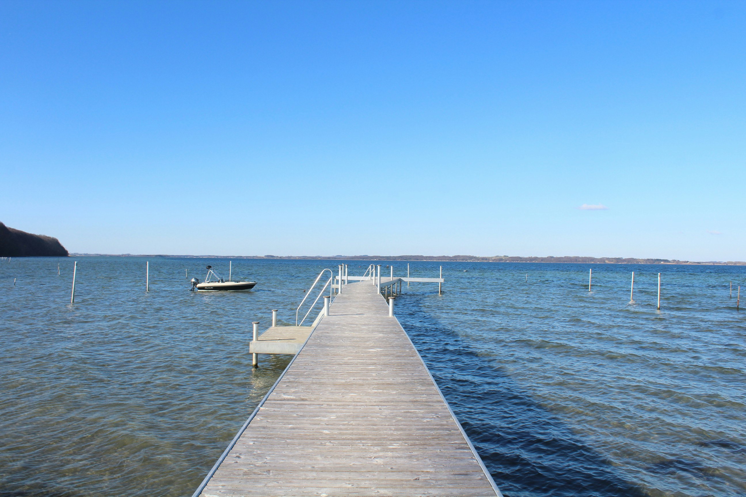 Helnæs Camping - Steg zum Wasser