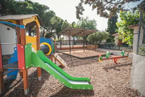 HolaCamp Sant Salvador - Kinderspielplatz des Campingplatzes