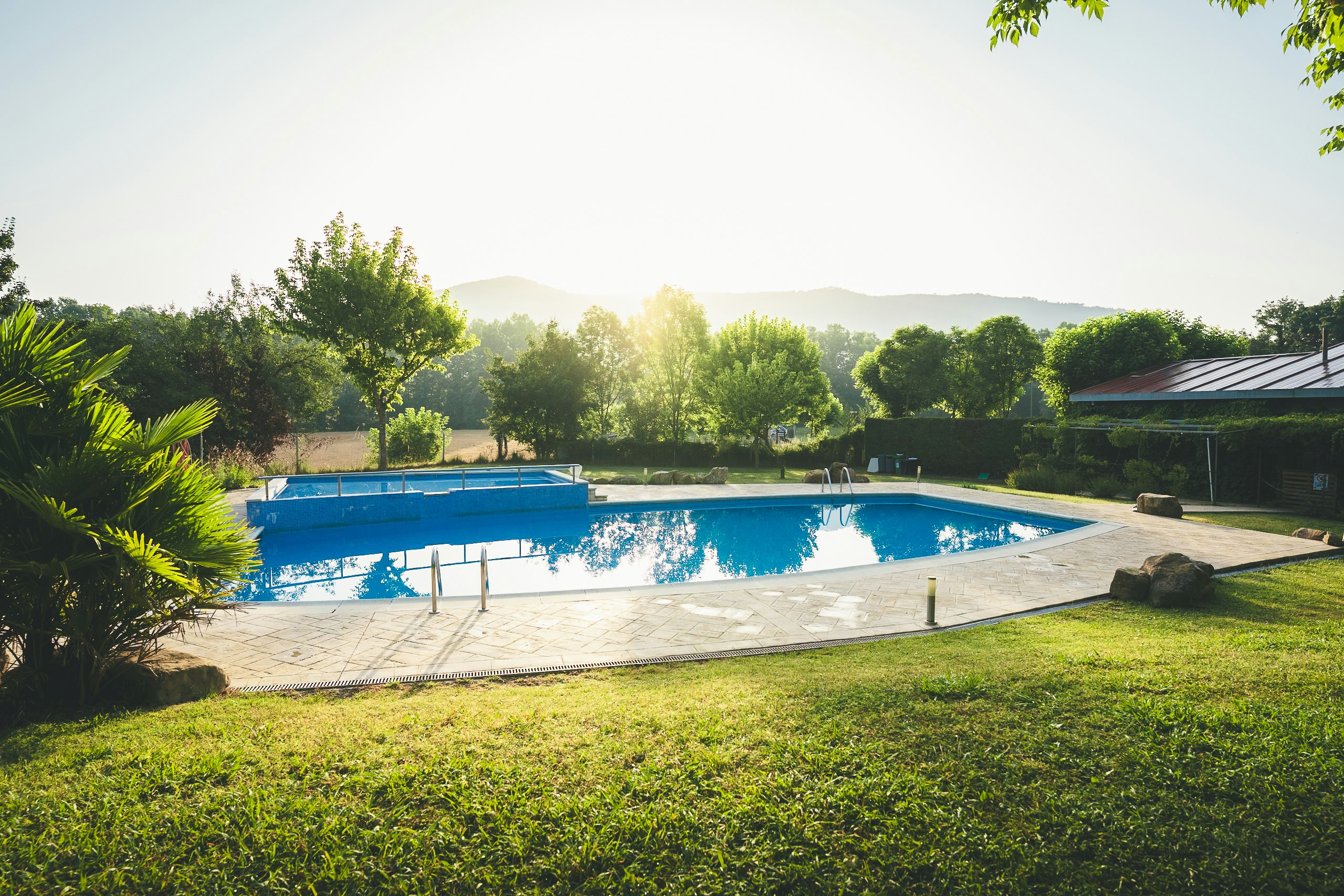 HolaCamp Vall Natura - Blick auf den Pool im Freien