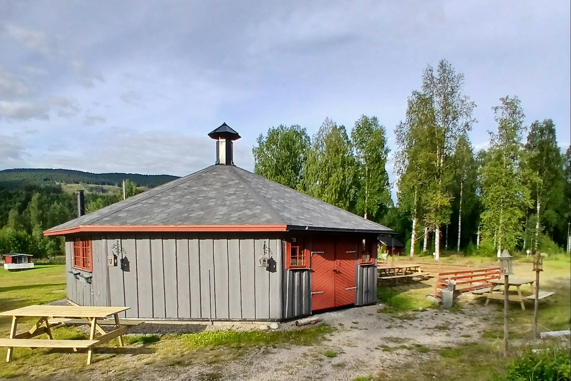 Höljes Camping - Gebäude auf dem Campingplatz
