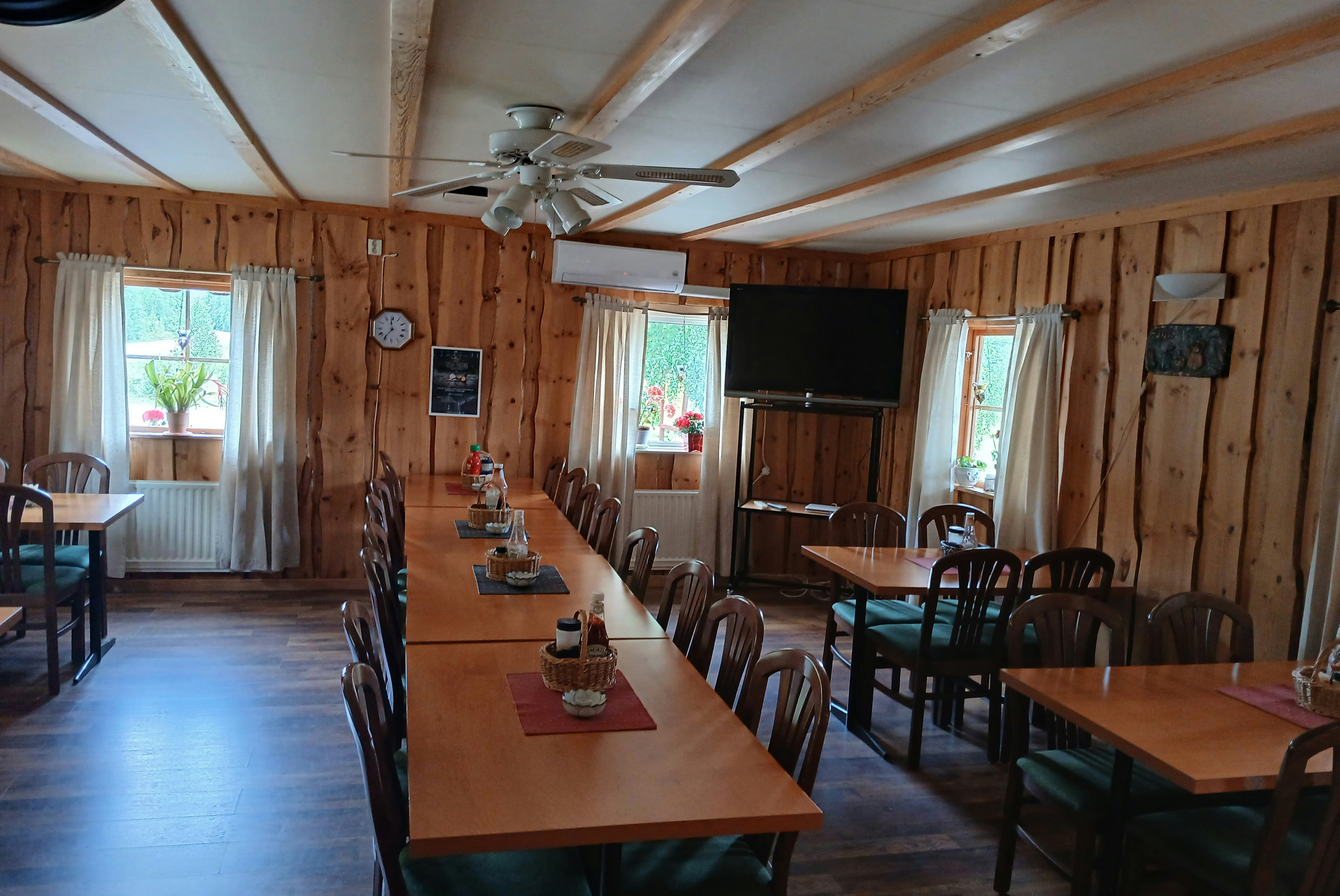 Höljes Camping - Restaurant auf dem Campingplatz