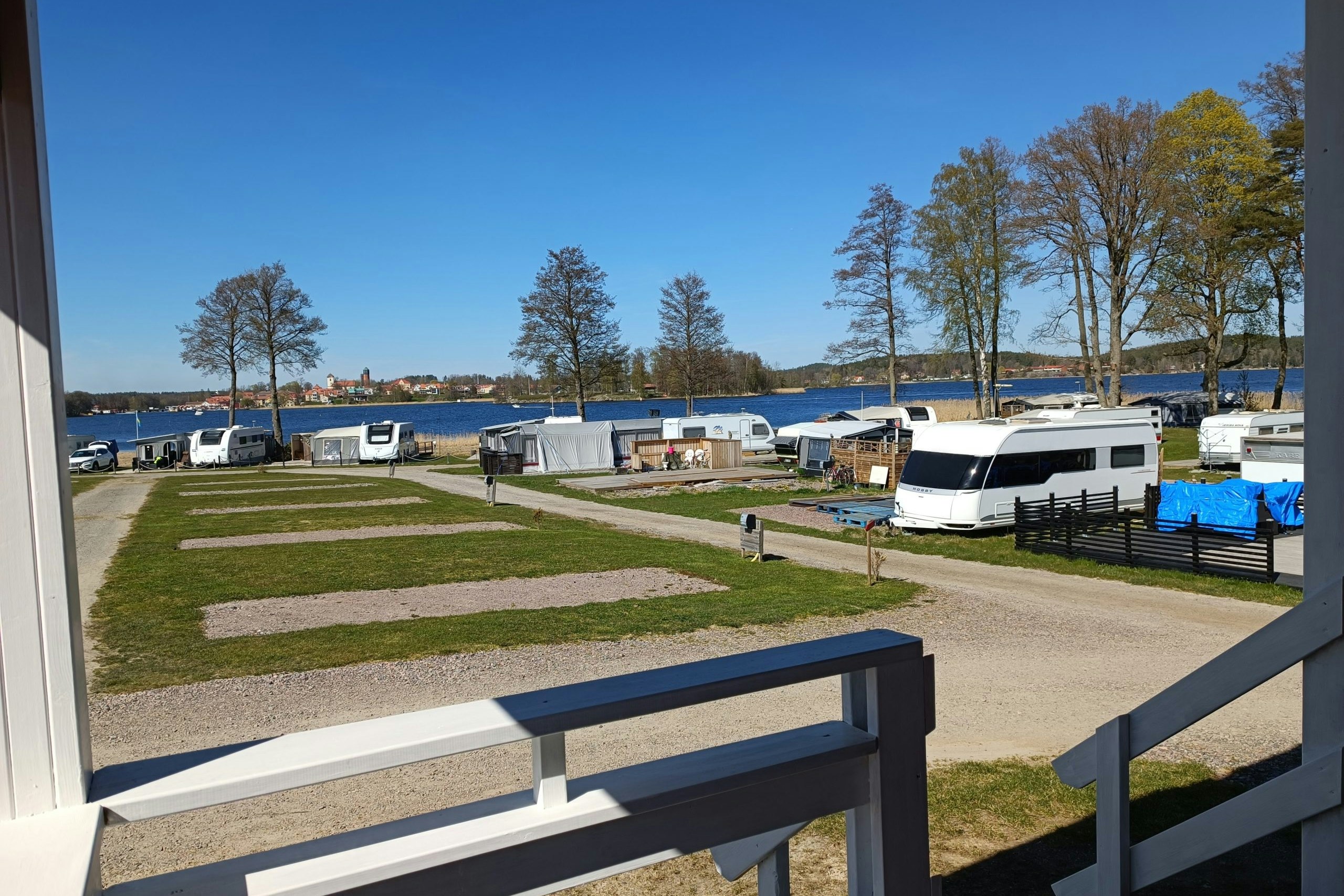 Husabergsudde Camping - Standplätze auf gekiesten Untergrund