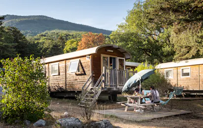 Huttopia Divonne Les Bains