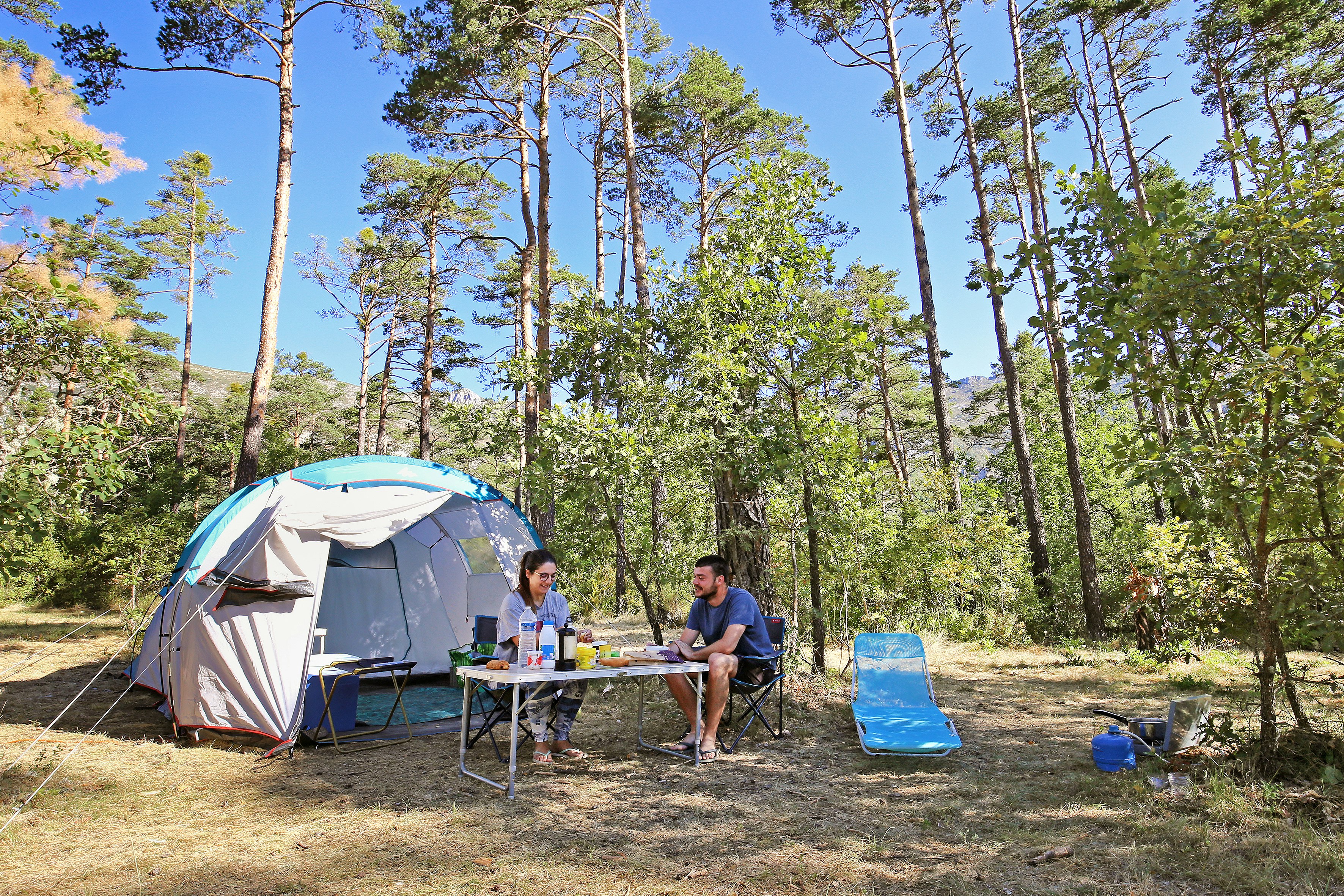 Huttopia Gorges du Verdon  Huttopia Camping Gorges du Verdon - Stellplatz im Halbschatten