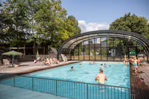 Huttopia Les Châteaux Huttopia Camping Les Châteaux - Freibad auf dem Campingplatz