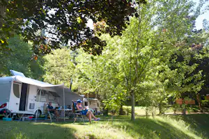 Huttopia Sarlat Huttopia Camping Sarlat Les Perrières - Stellplätze im Grünen