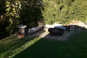 Hyggehof Camping Stellplatz - Grillstelle auf dem Campingplatz