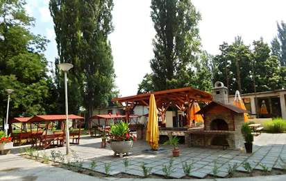 Naspugár Szálló - Kemping