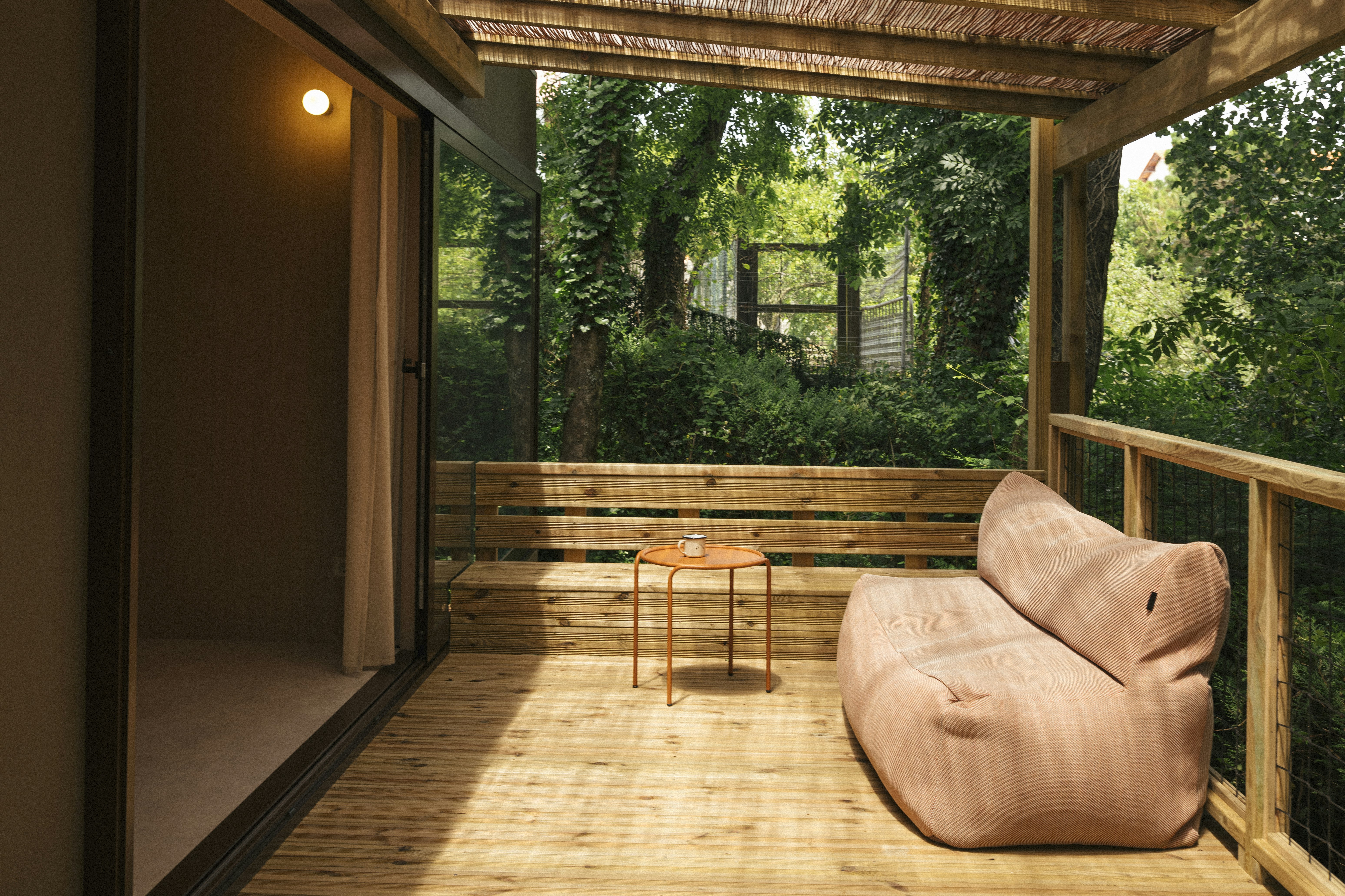 wecamp San Sebastián  Igueldo Camping  - Mobilheim mit Terrasse auf dem Campingplatz