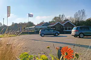 Jachthaven en Camping De Domp - Restaurant auf dem Campingplatz