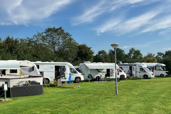 Jachthaven en Camping De Domp