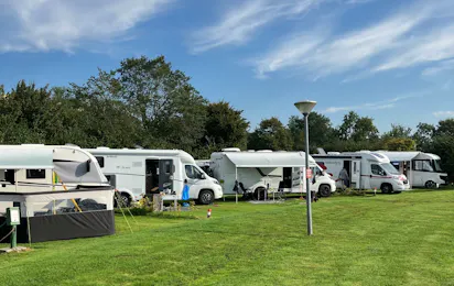 Jachthaven en Camping De Domp