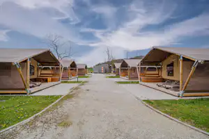 Kalahari Tent Terme Tuhelj - Glamping-Zelte auf dem Campingplatz