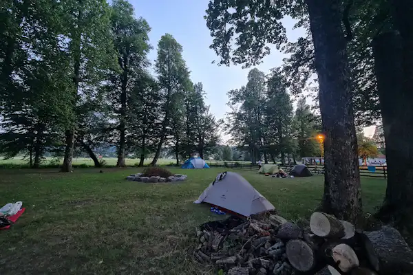 Kamp Grajski park Vitez Logatec