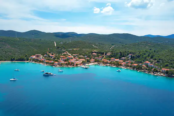 Kamp Lupis