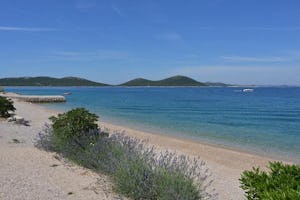 Kamp Oaza Lučica - Badestrand beim Campingplatz