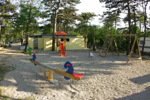Kamp Ostro - Spielplatz vom Campingplatz